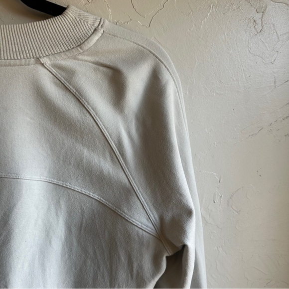 lululemon White Sweatshirt - Picture 15 of 16